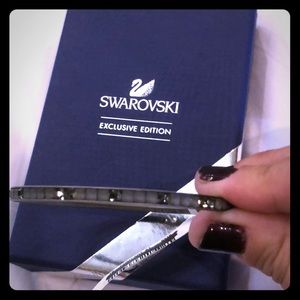 Atelier Swarovsky Frozen Crystals by Viktor & Rolf